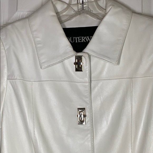 Price Reduced! Outerwear by Lisa Leather Jacket - Picture 3 of 16